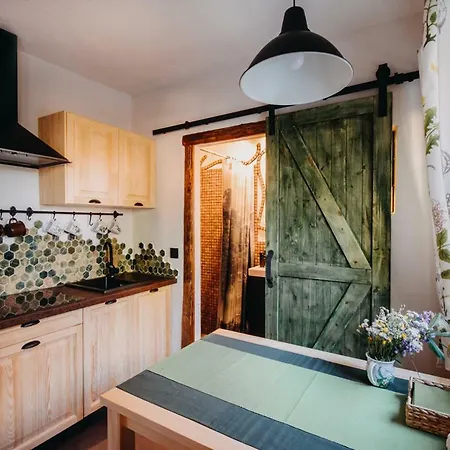 Jama Jagodna Appartement *